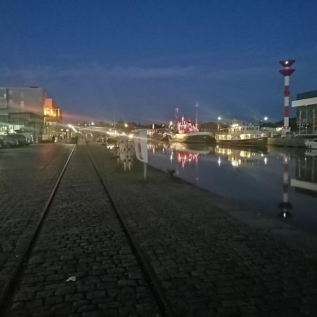 Familien Fewo Wohnung 1 Mit Kinder Spielecke Erdgeschoss An Der Muhle Am Wochenmarkt Bremerhaven Esterno foto