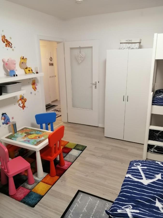 Familien Fewo Wohnung 1 Mit Kinder Spielecke Erdgeschoss An Der Muhle Am Wochenmarkt Bremerhaven Esterno foto